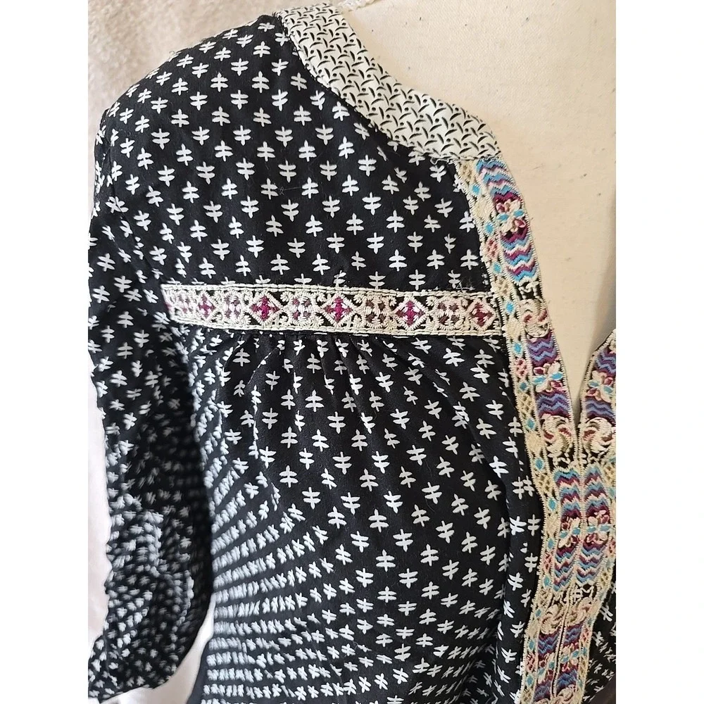 Skies Are Blue Boho Tunic Tab Sleeves Black White‎ Embroidery Women's Size S